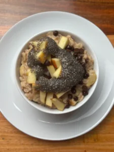 Apple Cinnamon Oatmeal