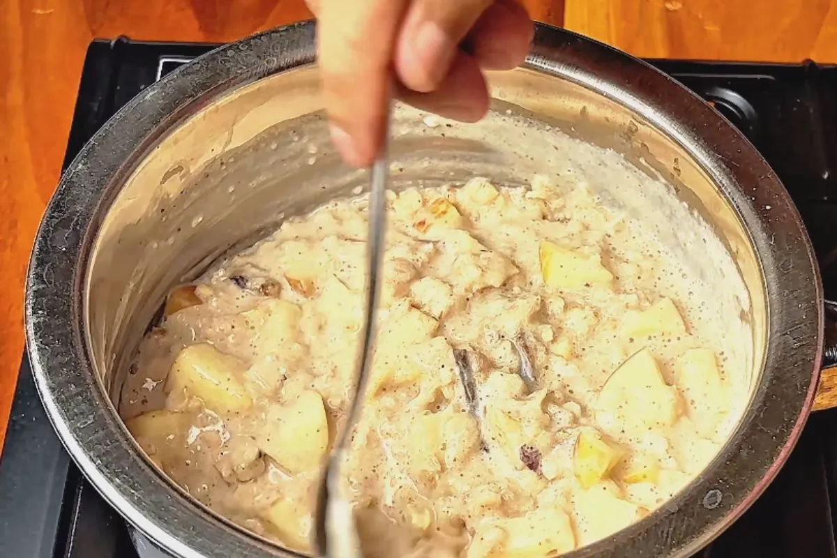 Apple Cinnamon Oatmeal